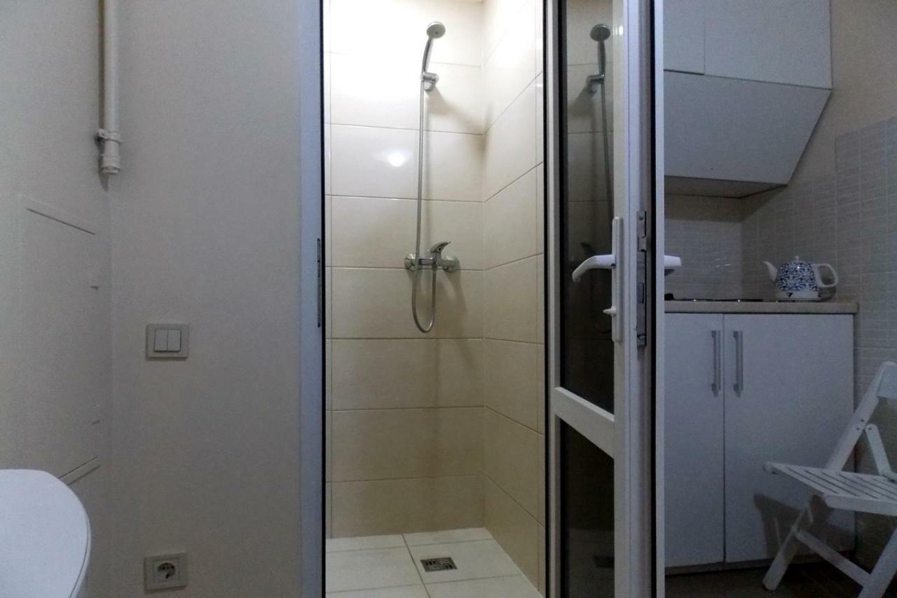 Compact Studio In The City Center Lviv Exterior photo